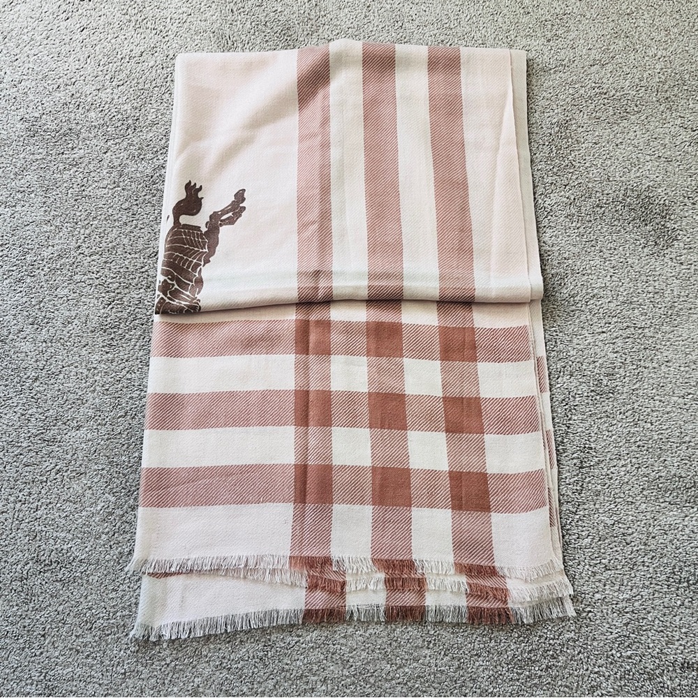 Burberry Wide Check Cashmere Pink Scarf Made in Scotland
